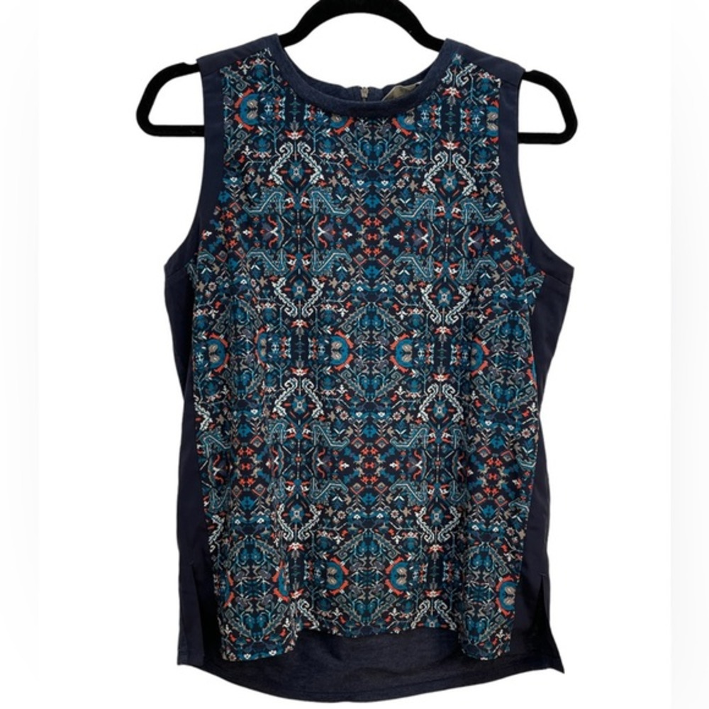Athleta Medallion CYA Boho Blue Tapestry sleeveless Blouse‎ Top Tee size small